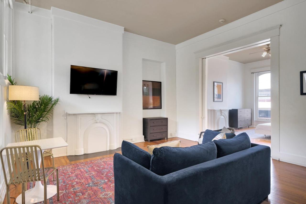 Apartment With King Bed In Downtown Louisville Exterior photo